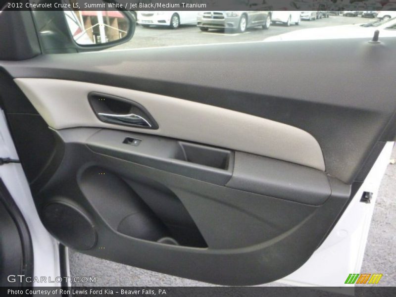 Summit White / Jet Black/Medium Titanium 2012 Chevrolet Cruze LS