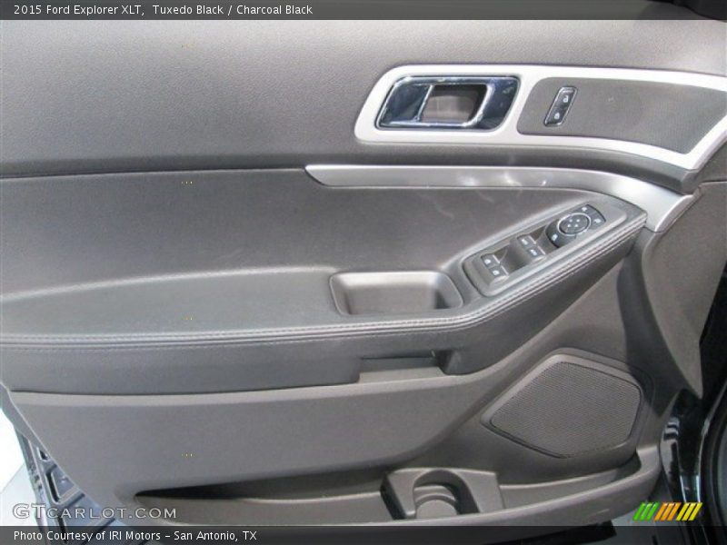 Tuxedo Black / Charcoal Black 2015 Ford Explorer XLT