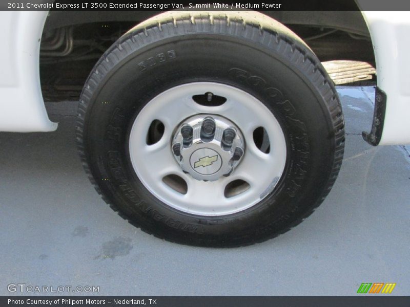Summit White / Medium Pewter 2011 Chevrolet Express LT 3500 Extended Passenger Van
