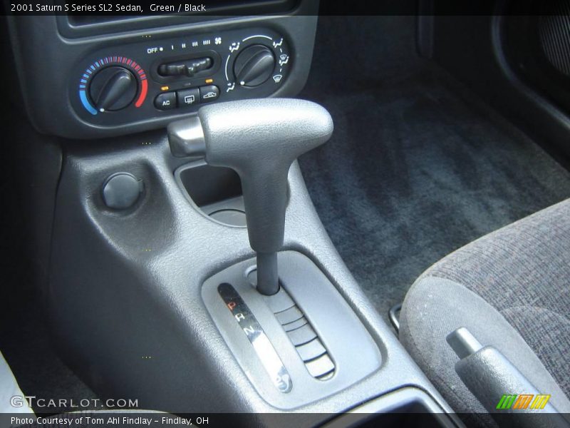 Green / Black 2001 Saturn S Series SL2 Sedan