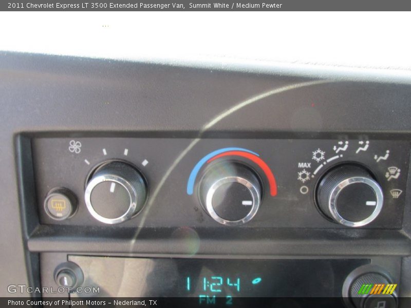 Summit White / Medium Pewter 2011 Chevrolet Express LT 3500 Extended Passenger Van