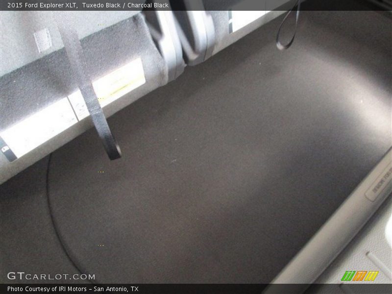 Tuxedo Black / Charcoal Black 2015 Ford Explorer XLT