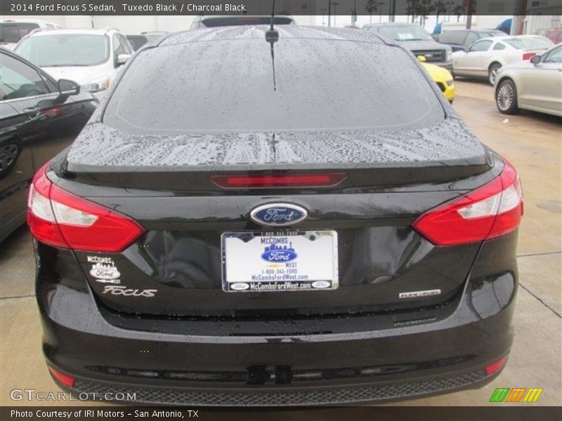 Tuxedo Black / Charcoal Black 2014 Ford Focus S Sedan