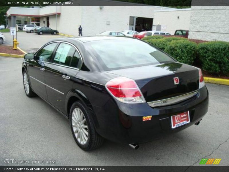 Black Onyx / Black 2007 Saturn Aura XR