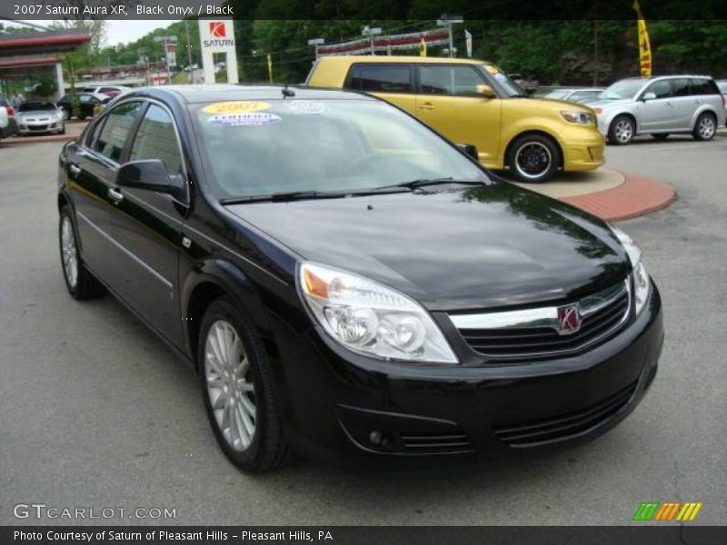 Black Onyx / Black 2007 Saturn Aura XR