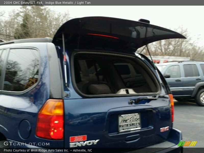 Indigo Blue Metallic / Light Tan 2004 GMC Envoy SLT 4x4