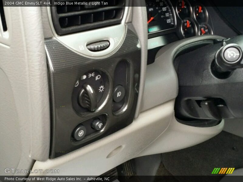 Indigo Blue Metallic / Light Tan 2004 GMC Envoy SLT 4x4