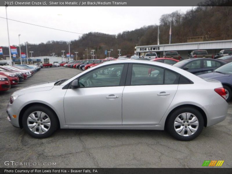Silver Ice Metallic / Jet Black/Medium Titanium 2015 Chevrolet Cruze LS