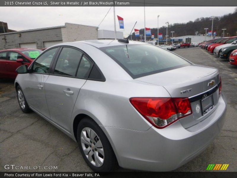 Silver Ice Metallic / Jet Black/Medium Titanium 2015 Chevrolet Cruze LS