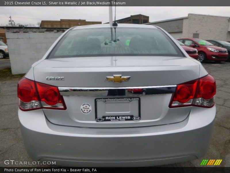 Silver Ice Metallic / Jet Black/Medium Titanium 2015 Chevrolet Cruze LS