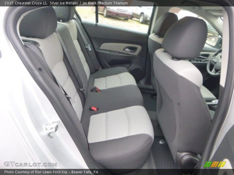 Silver Ice Metallic / Jet Black/Medium Titanium 2015 Chevrolet Cruze LS