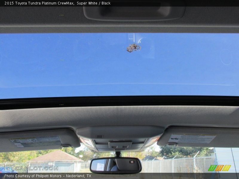 Super White / Black 2015 Toyota Tundra Platinum CrewMax