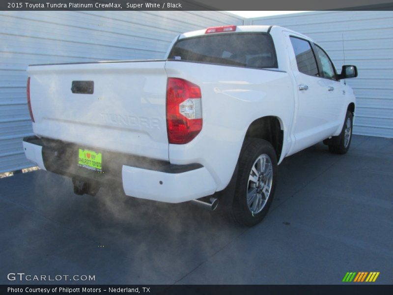 Super White / Black 2015 Toyota Tundra Platinum CrewMax