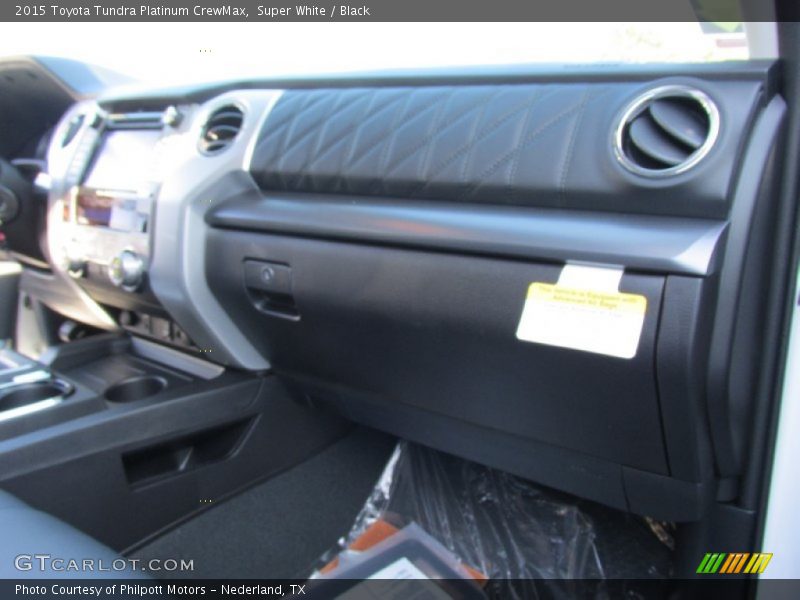 Super White / Black 2015 Toyota Tundra Platinum CrewMax