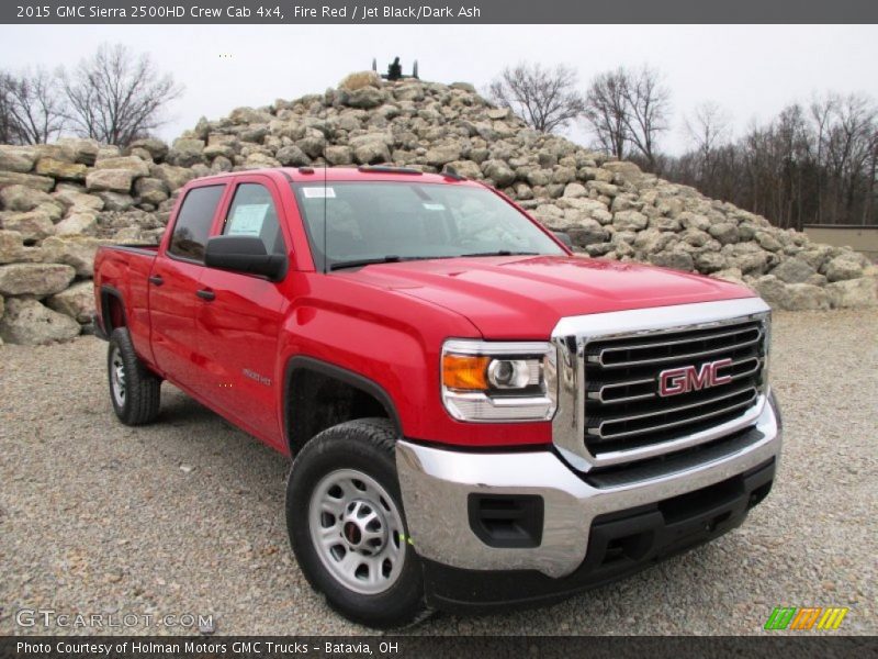 Front 3/4 View of 2015 Sierra 2500HD Crew Cab 4x4