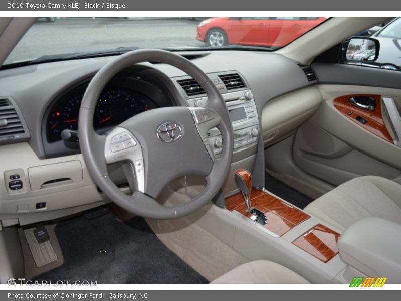 Black / Bisque 2010 Toyota Camry XLE