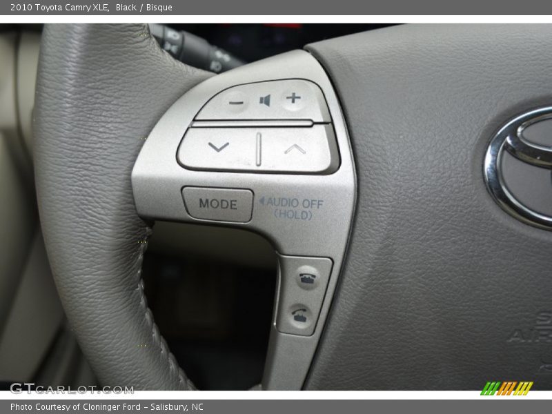 Black / Bisque 2010 Toyota Camry XLE