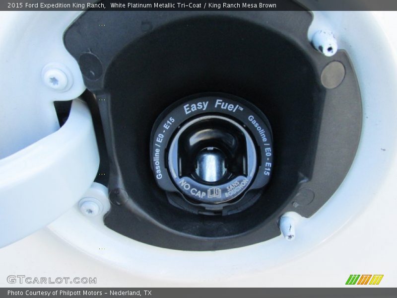 White Platinum Metallic Tri-Coat / King Ranch Mesa Brown 2015 Ford Expedition King Ranch