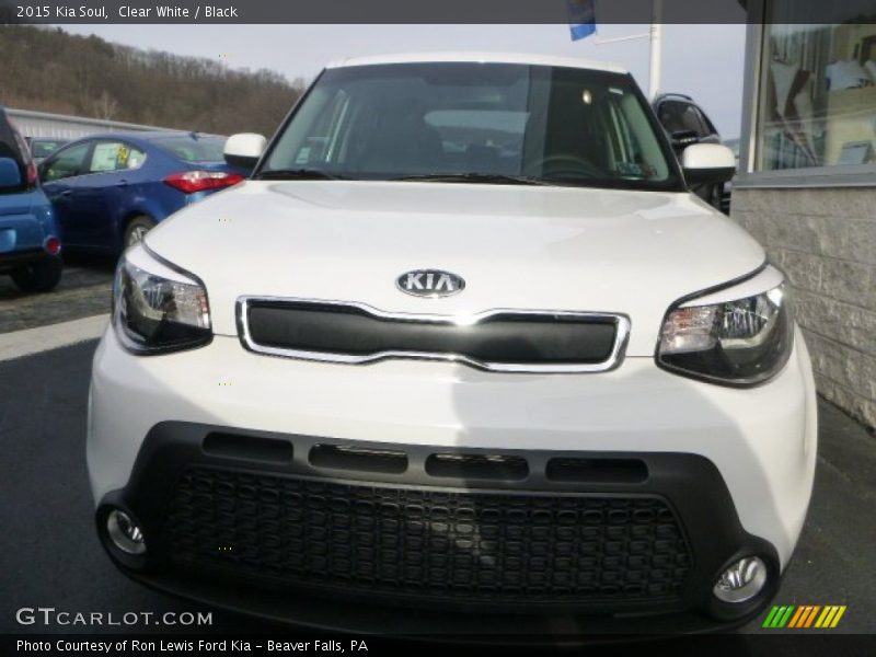 Clear White / Black 2015 Kia Soul