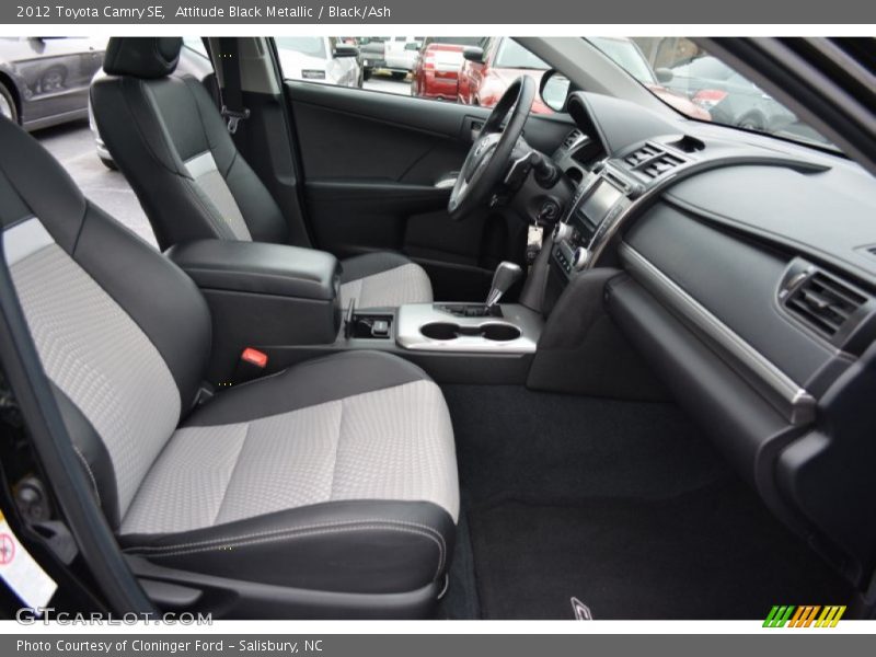 Attitude Black Metallic / Black/Ash 2012 Toyota Camry SE