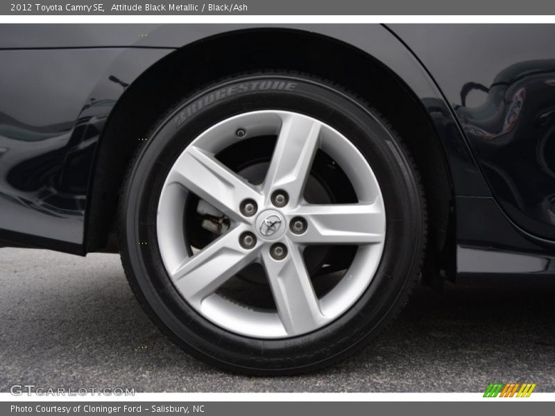 Attitude Black Metallic / Black/Ash 2012 Toyota Camry SE