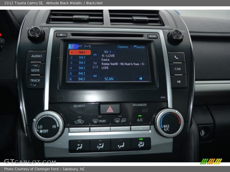 Attitude Black Metallic / Black/Ash 2012 Toyota Camry SE