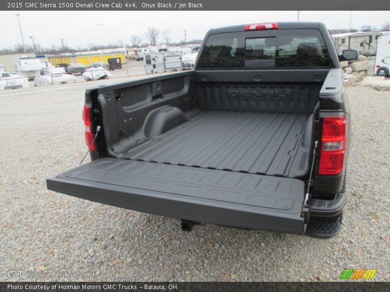  2015 Sierra 1500 Denali Crew Cab 4x4 Trunk
