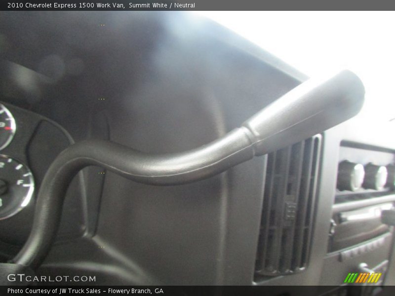 Summit White / Neutral 2010 Chevrolet Express 1500 Work Van