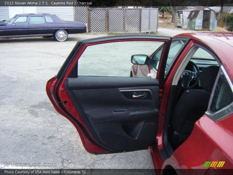 Cayenne Red / Charcoal 2013 Nissan Altima 2.5 S