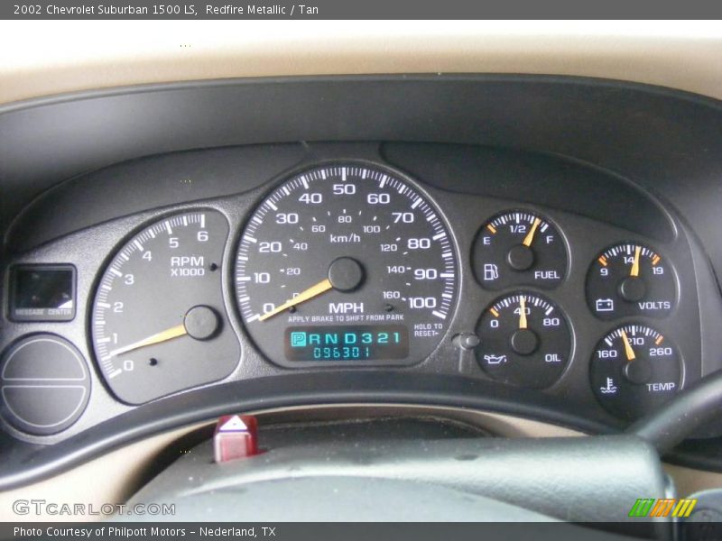 Redfire Metallic / Tan 2002 Chevrolet Suburban 1500 LS