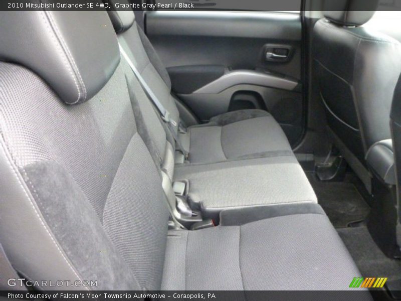 Graphite Gray Pearl / Black 2010 Mitsubishi Outlander SE 4WD