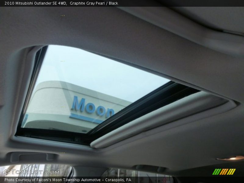 Graphite Gray Pearl / Black 2010 Mitsubishi Outlander SE 4WD