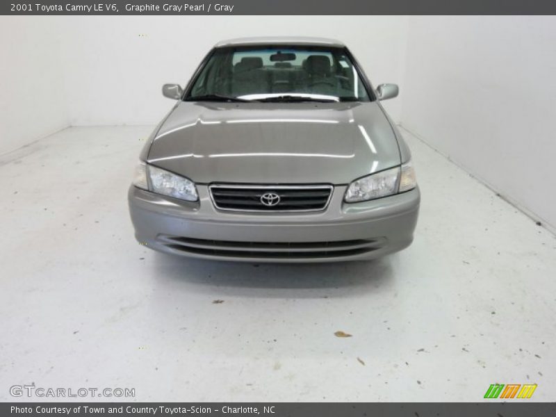 Graphite Gray Pearl / Gray 2001 Toyota Camry LE V6