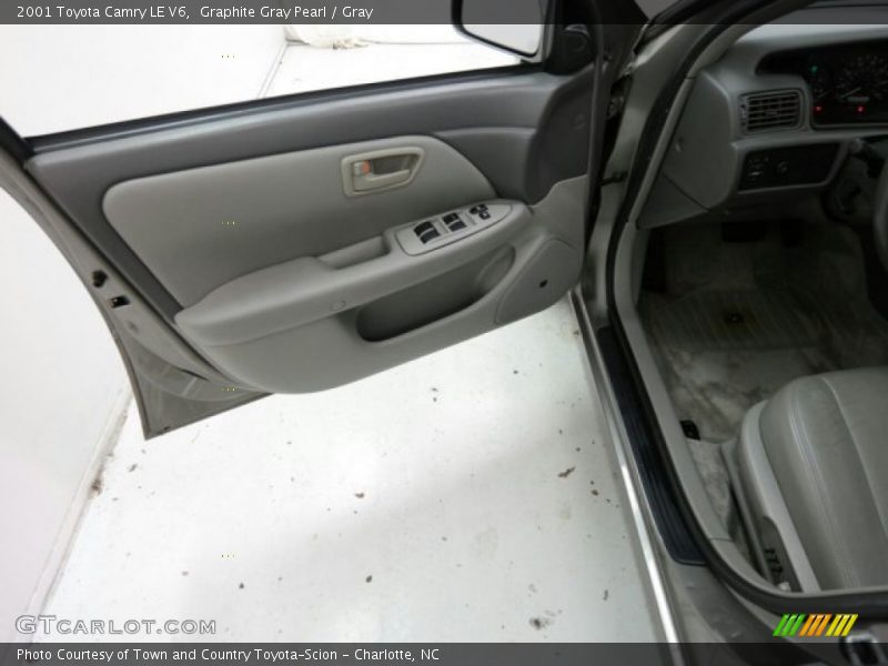 Graphite Gray Pearl / Gray 2001 Toyota Camry LE V6