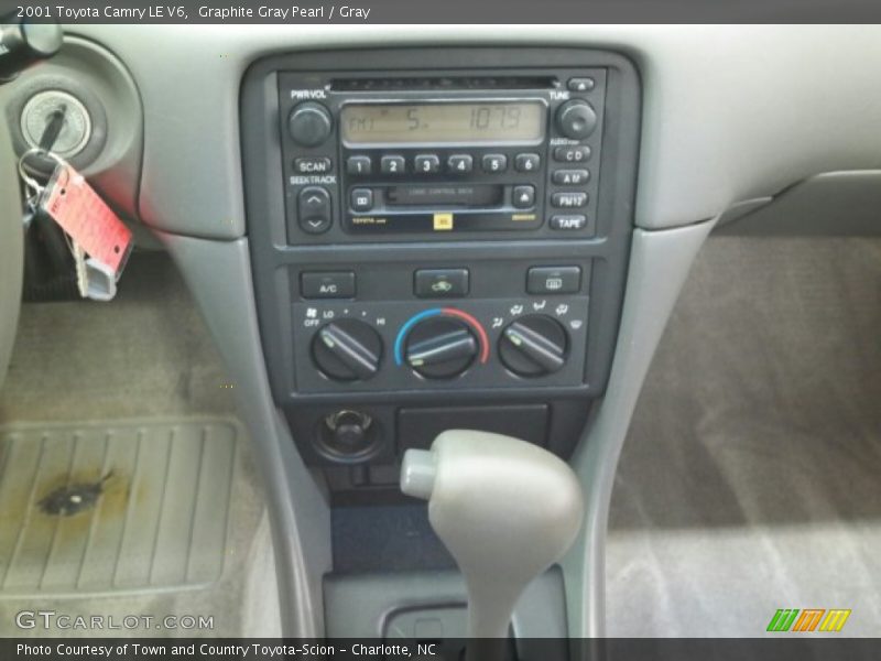 Controls of 2001 Camry LE V6