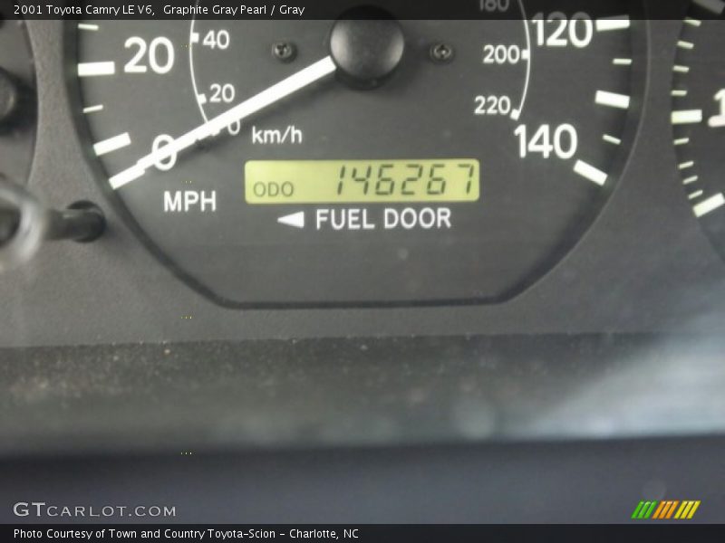Graphite Gray Pearl / Gray 2001 Toyota Camry LE V6
