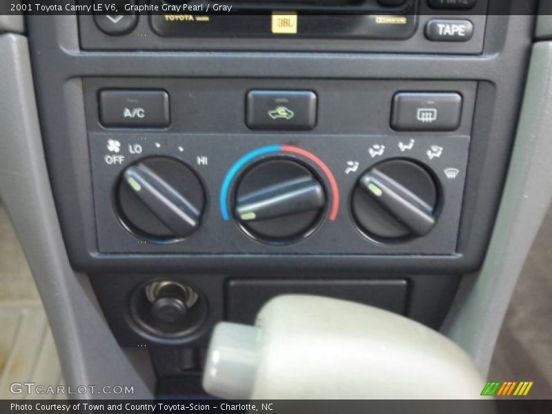 Controls of 2001 Camry LE V6