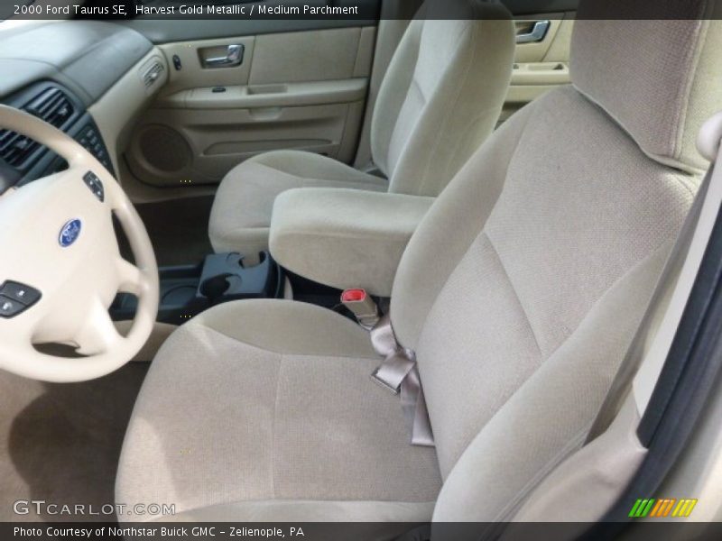 Front Seat of 2000 Taurus SE