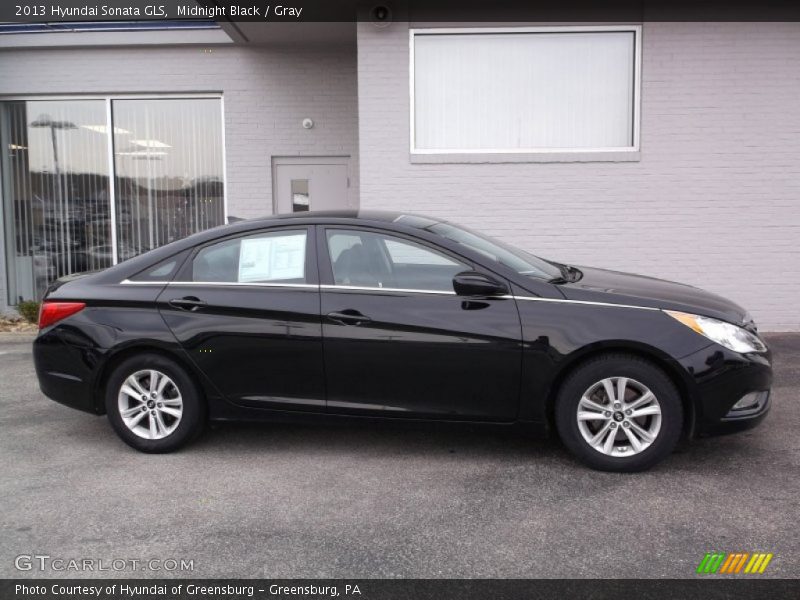Midnight Black / Gray 2013 Hyundai Sonata GLS