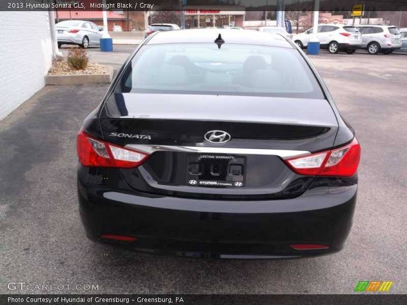 Midnight Black / Gray 2013 Hyundai Sonata GLS