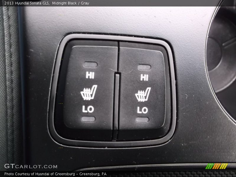 Midnight Black / Gray 2013 Hyundai Sonata GLS