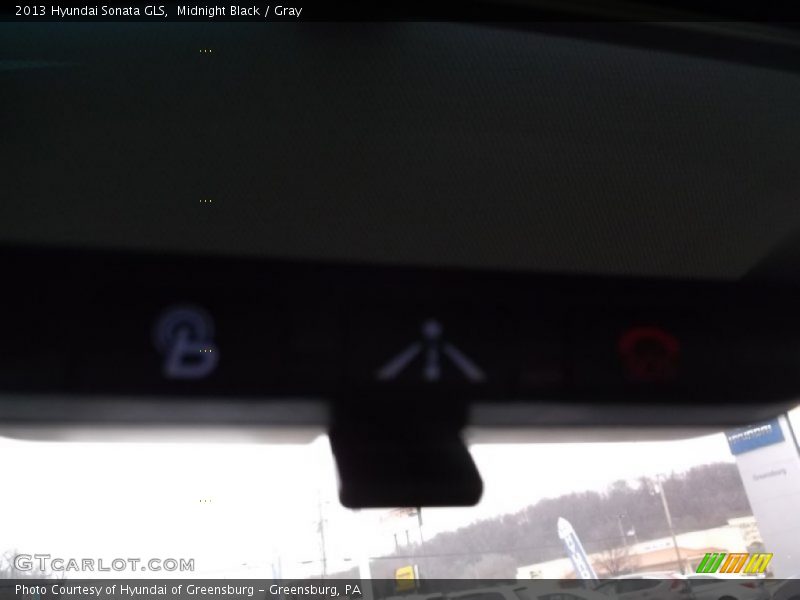 Midnight Black / Gray 2013 Hyundai Sonata GLS