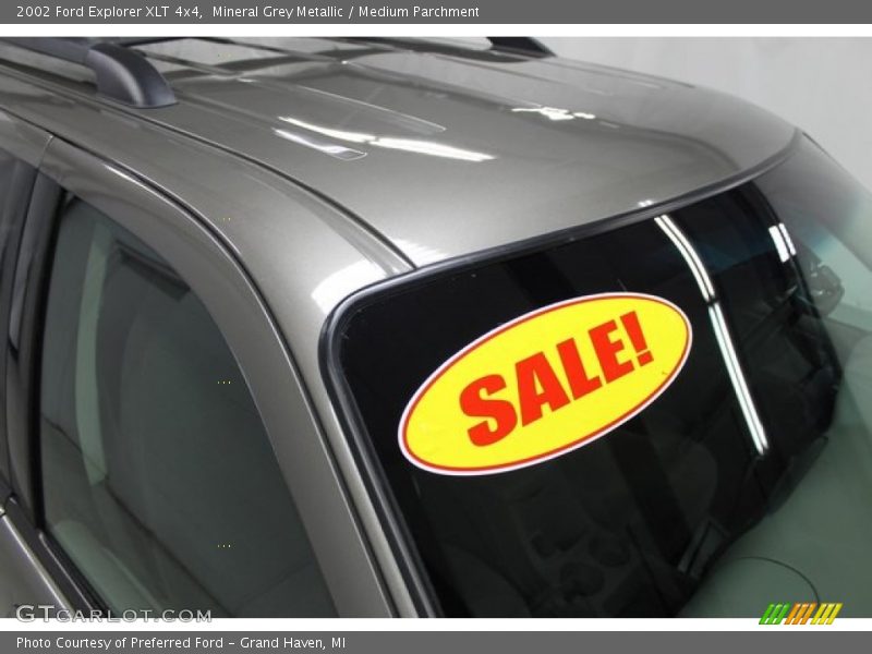 Mineral Grey Metallic / Medium Parchment 2002 Ford Explorer XLT 4x4