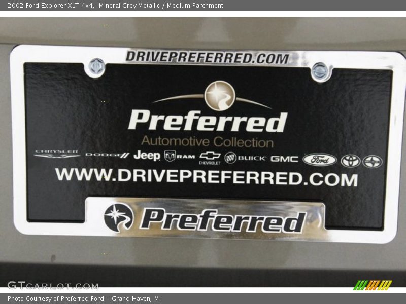 Mineral Grey Metallic / Medium Parchment 2002 Ford Explorer XLT 4x4