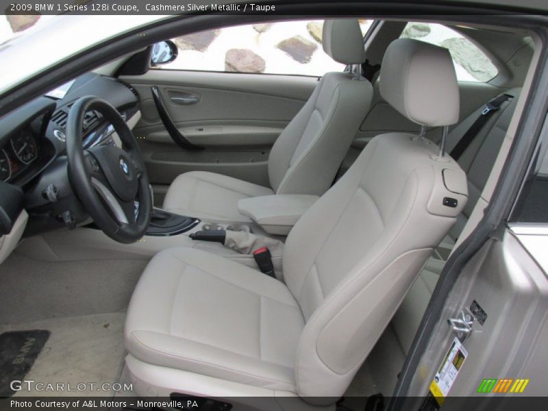 Front Seat of 2009 1 Series 128i Coupe