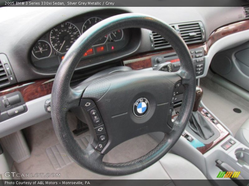 Silver Grey Metallic / Grey 2005 BMW 3 Series 330xi Sedan