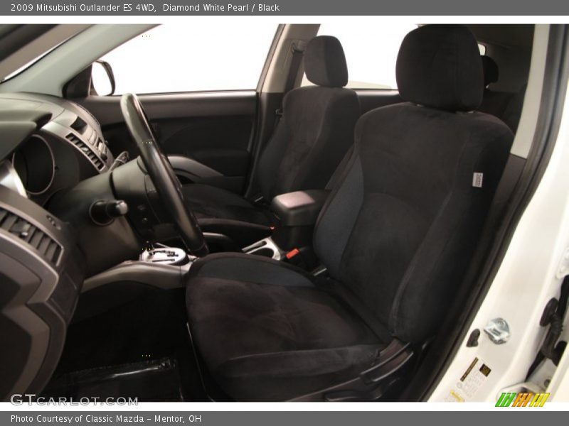 Diamond White Pearl / Black 2009 Mitsubishi Outlander ES 4WD