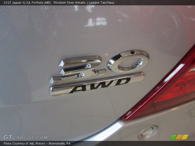 Rhodium Silver Metallic / London Tan/Navy 2015 Jaguar XJ XJL Portfolio AWD