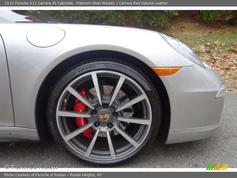  2013 911 Carrera 4S Cabriolet Wheel