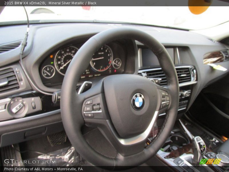 Mineral Silver Metallic / Black 2015 BMW X4 xDrive28i